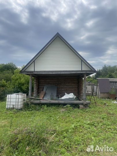 Дом 30 м² на участке 1 сот.