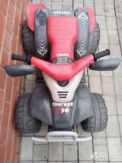 Детский квадроцикл на аккумуляторе
