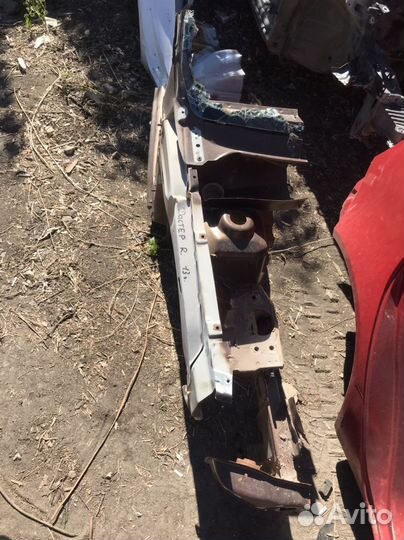 Четверть передняя правая Renault Duster