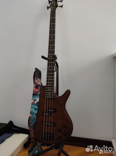 Бас гитара ibanez GSR 200B