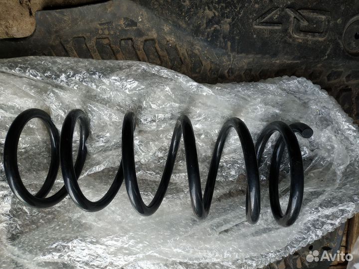 Пружина Ssangyong action sports