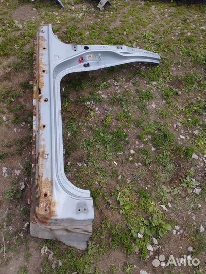 Правый порог со стойкой Honda Accord 7