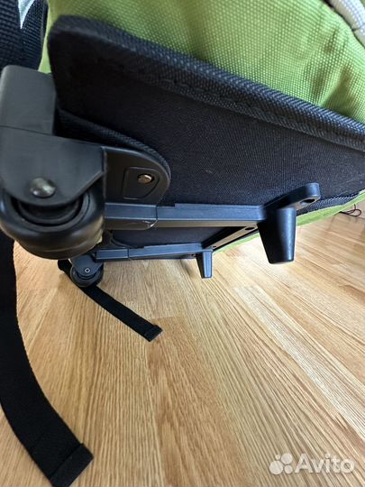Переноска-рюкзак на колесах