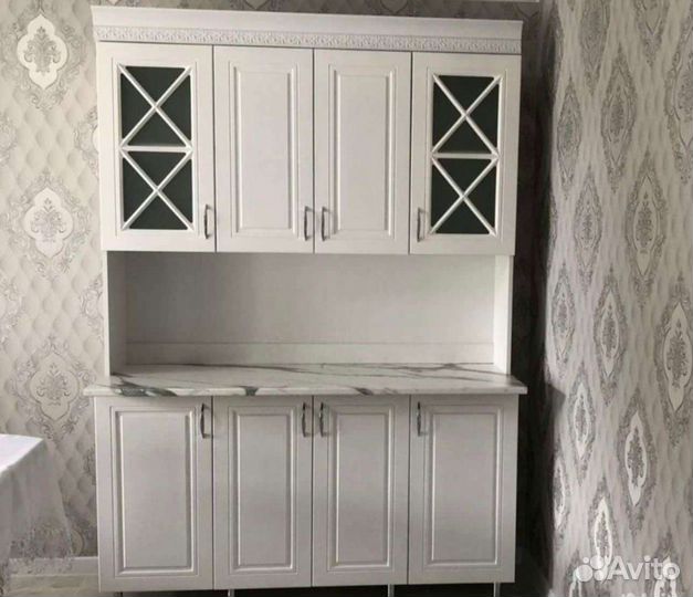 Кухонный буфет