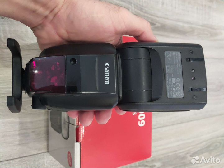Canon speedlite 600EX-RT