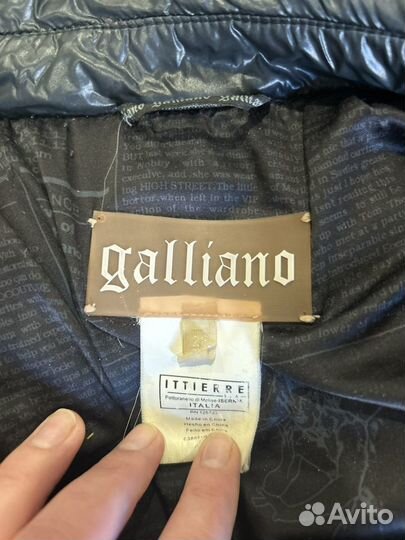 Пуховик пальто Galliano р. 44