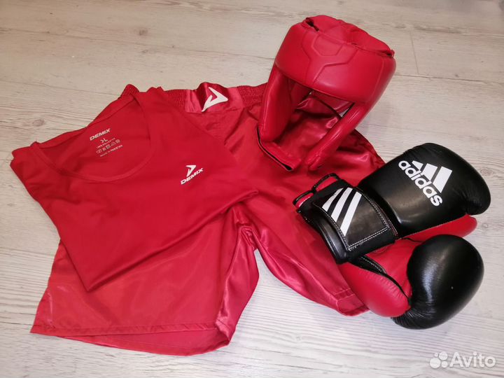 Шлем для бокса красный Domyos