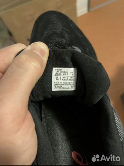Кроссовки asics Goretex
