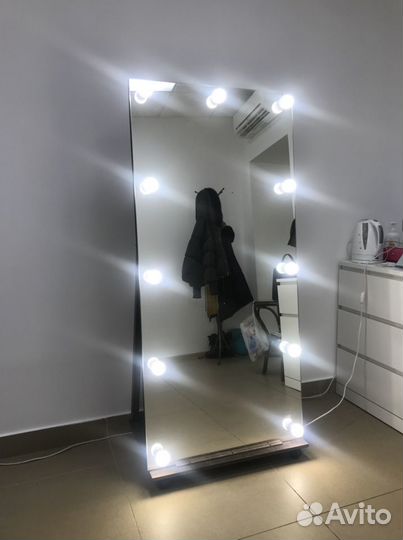 Гримерное зеркало