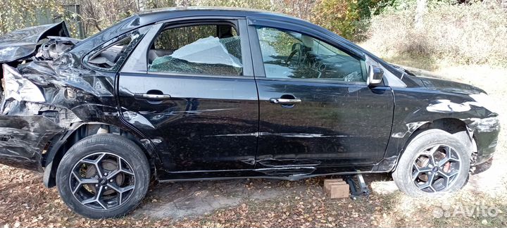 Ford Focus 1.8 МТ, 2008, битый, 192 000 км