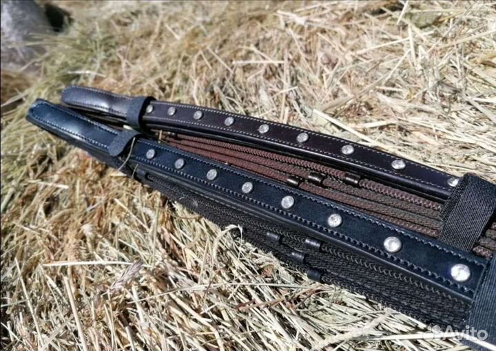 Повод со стразами