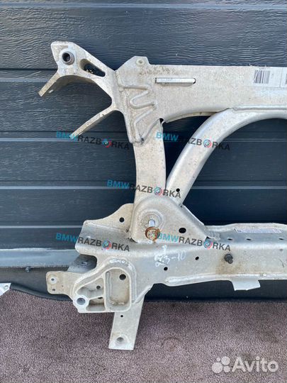 Передняя балка (подрамник) BMW i3 I01 рест. I01