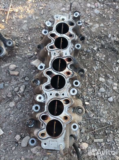 Коллектор впускной Nissan Maxima A33