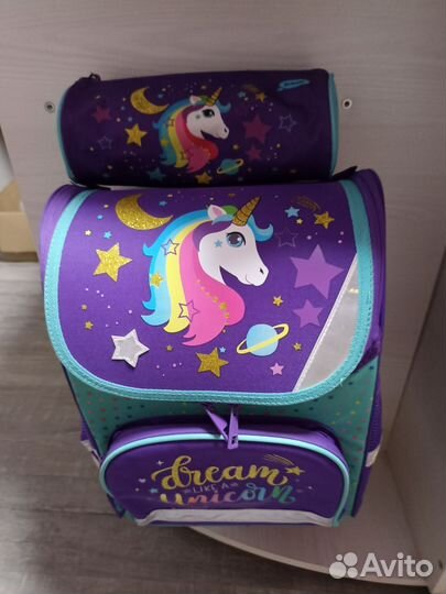 Рюкзак школьный для девочки новый