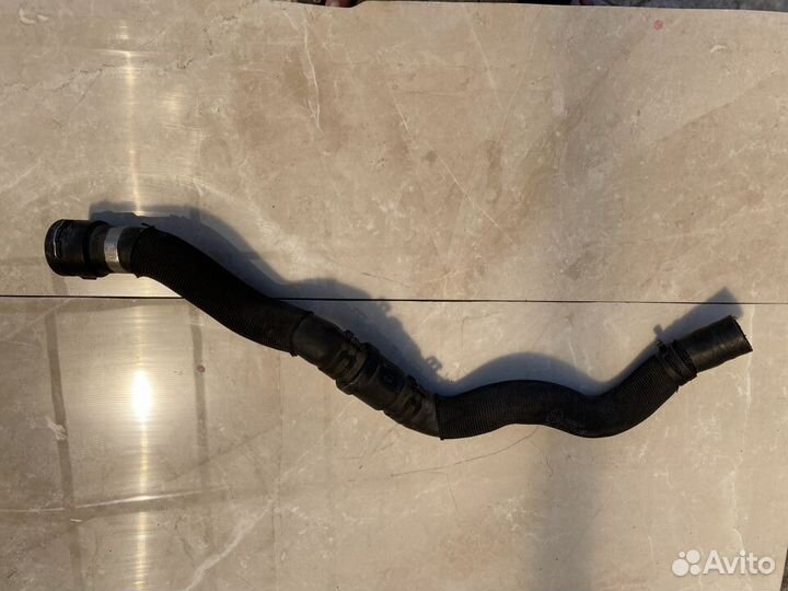 Патрубок системы охлаждения Audi A8 D3