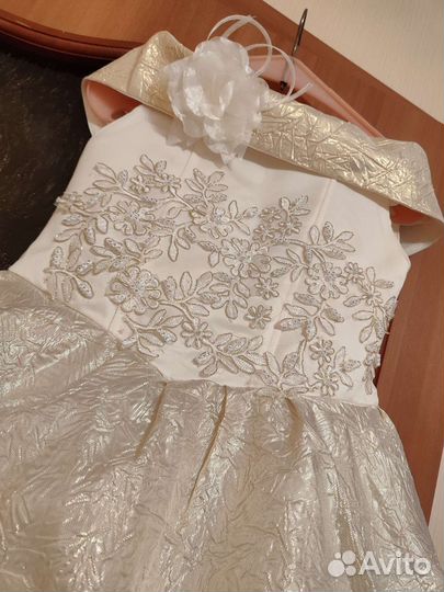 Платье для девочки, праздничное