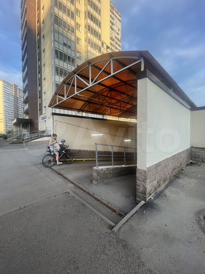 Машиноместо, 16 м²