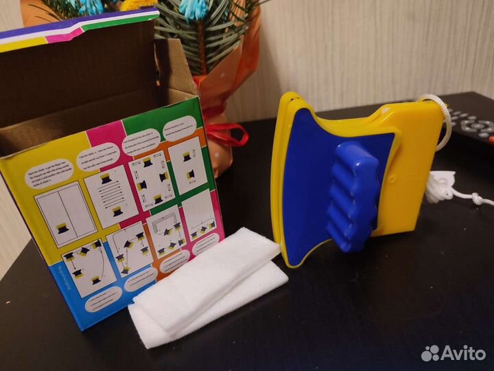 Магнитная щетка для мытья окон