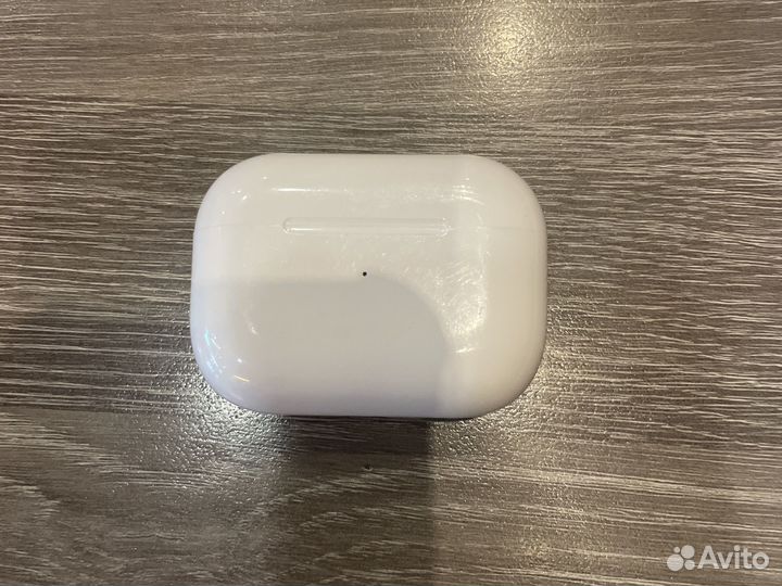 Airpods pro 1 наушник левый и кейс оригинал