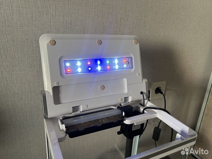 Аквариум импорт sobo - T620F 15 литров