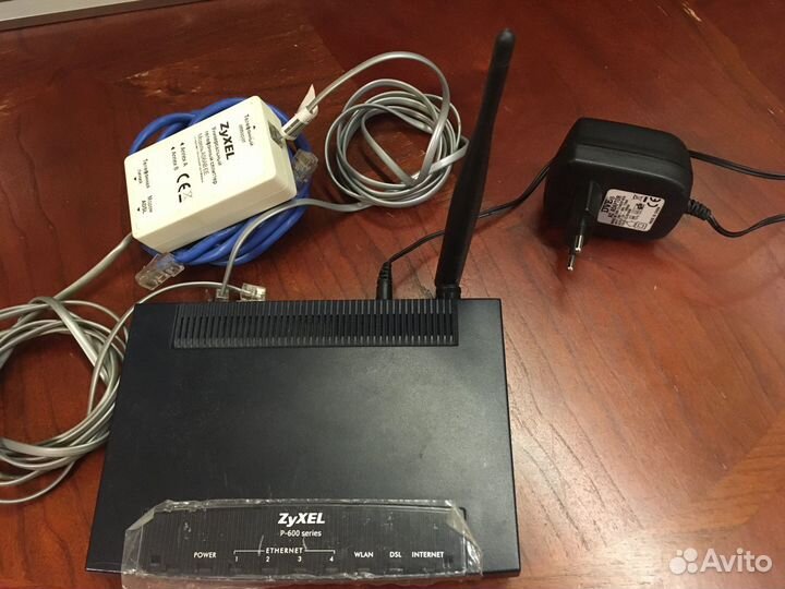 Adsl WiFi Router Zyxel P660HTW2 EE