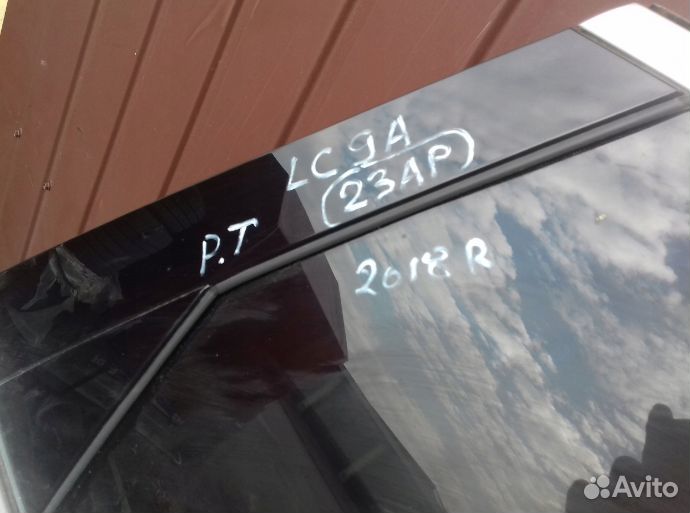 Дверь задняя справа VW touareg 3 краска: LC9A