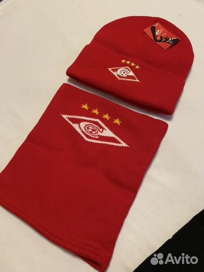 Шапка и снуд Спартак