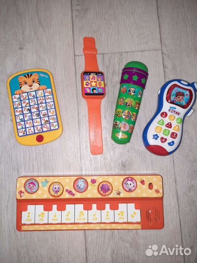 Телефон,часы