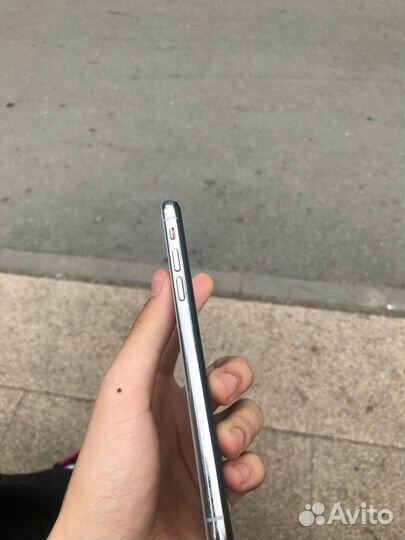 iPhone Xs, 64 ГБ