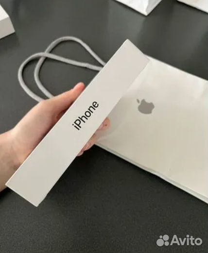 iPhone 15 Pro, 128 ГБ