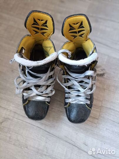 Коньки bauer supreme s180, р.35,5 (36.5ur)