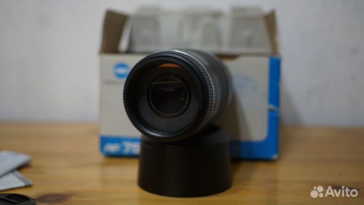 Объектив Konica Minolta AF 75-300 /4.5-5.6(D)