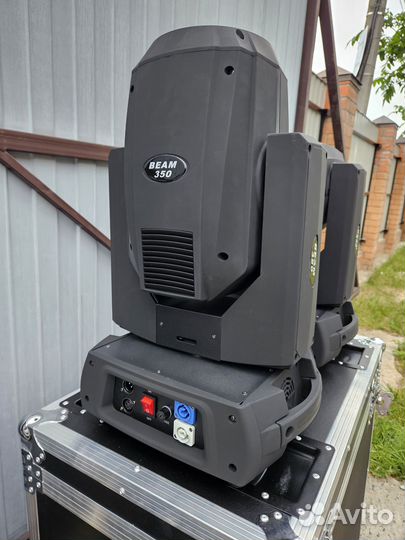 Вращающаяся световая голова Beam 17R 350W