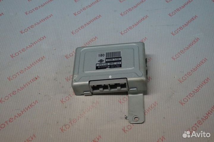 Nissan Primera P11 31036-7J700 Блок управления