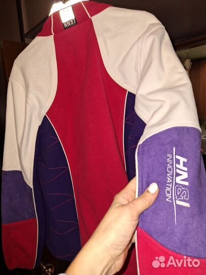 Куртка женская спортивная 48р