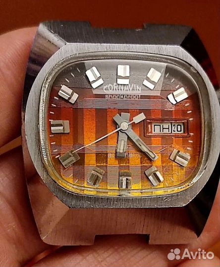 Часы Kornavin кварц