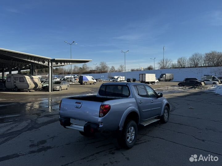 Mitsubishi L200 2.5 AT, 2007, 230 000 км