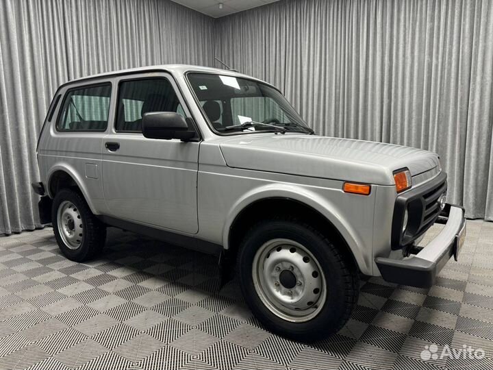 ВАЗ Niva Legend 1.7 МТ, 2021, 190 592 км