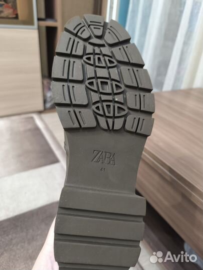 Сапоги zara 41 размер новые