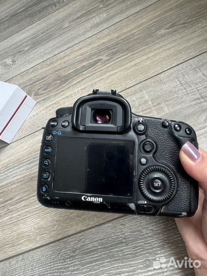 Фотоаппарат canon 5D mark iii