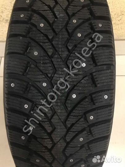 Pirelli Formula Ice 215/55 R17 98T