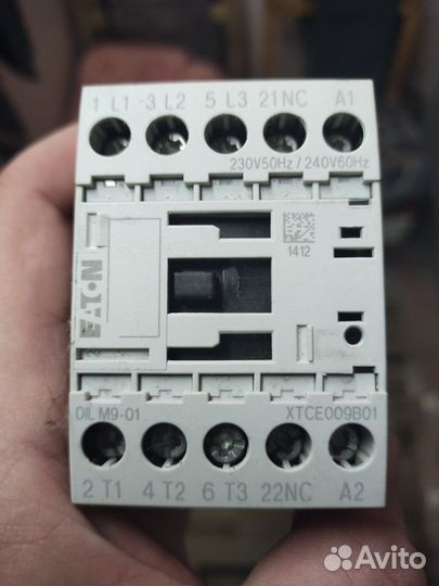 Eaton DIL M9-01 xtce009B01 контактор 230-240В
