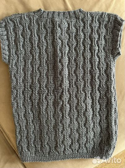 Детский вязаный жилет (безрукавка)