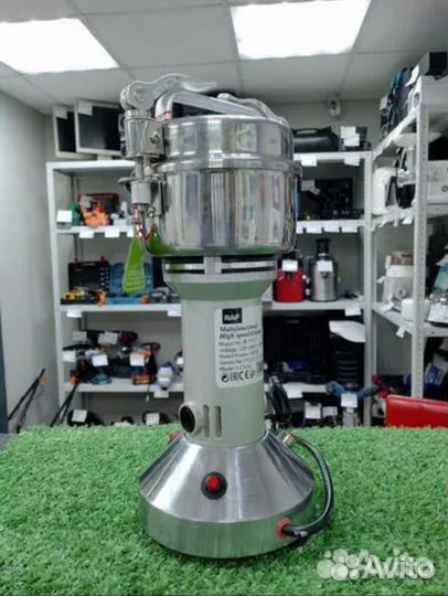 Кофемолка RAF R.7111