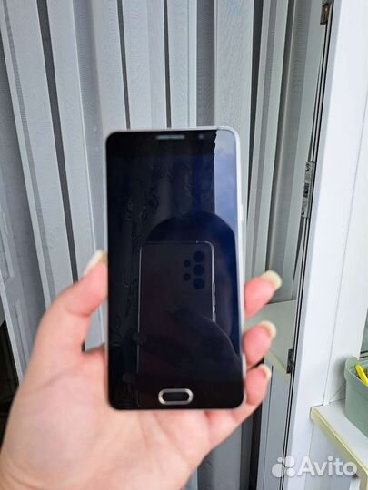 Телефон Samsung galaxy a5 2016