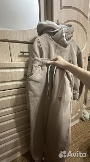 Спортивный костюм женский