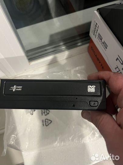 Продаю dvd-rom