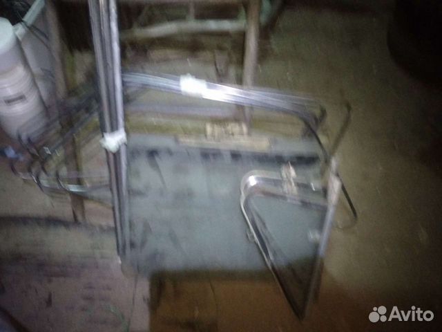 Стекла передние на ниву