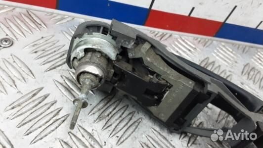 Ручка наружная передняя левая volkswagen bora 1 (U