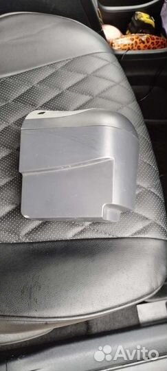 Мусорный бокс на Toyota Prius alpha